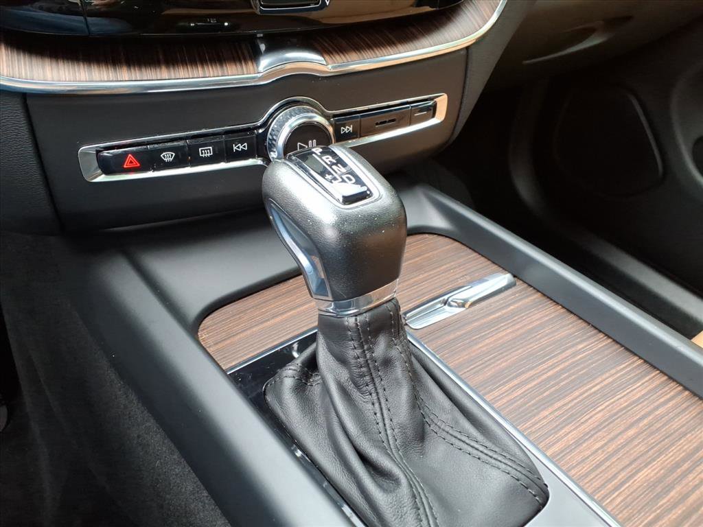 Used 2021 Volvo XC60 T5 Inscription w/ Protection Package Premier image 25