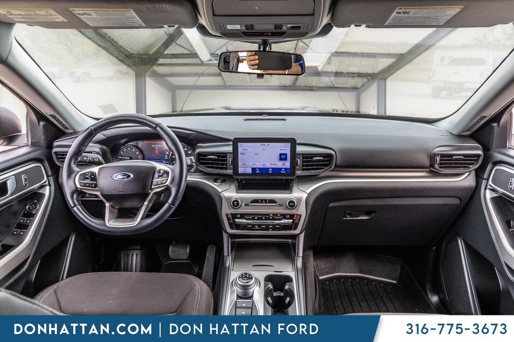 Used 2021 Ford Explorer XLT AWD/4WD image 5