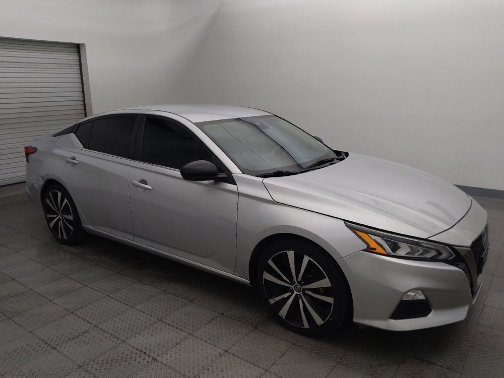 Used 2021 Nissan Altima 2.5 SR FWD image 11