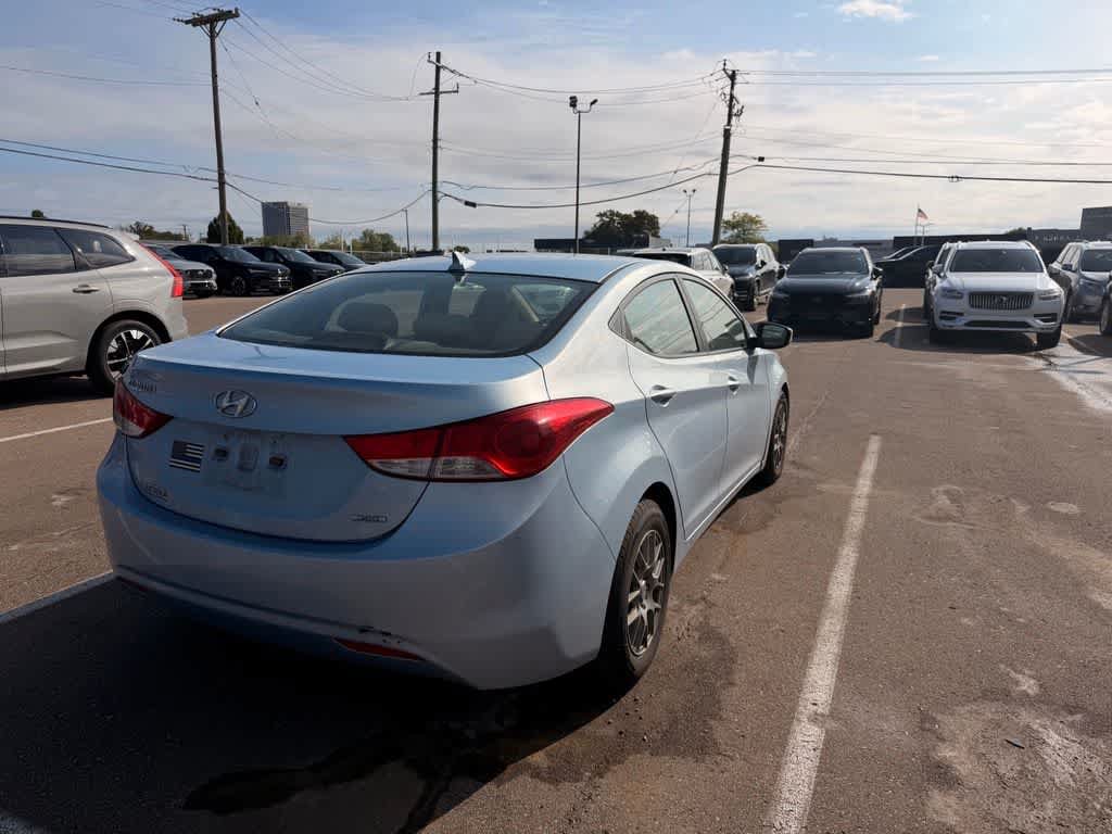 Used 2011 Hyundai Elantra Limited FWD image 6