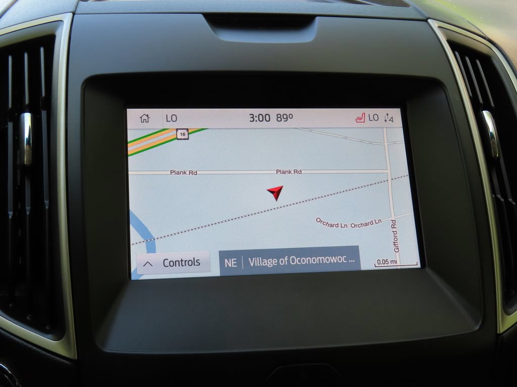 Used 2020 Ford Edge SEL w/ Convenience Package AWD/4WD image 8