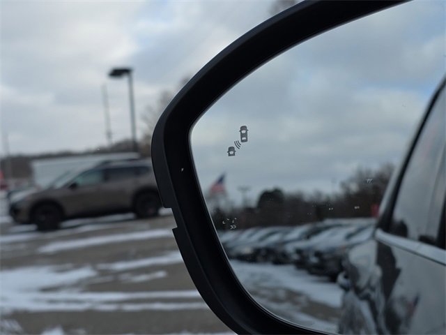 Certified 2022 Nissan Pathfinder S image 30