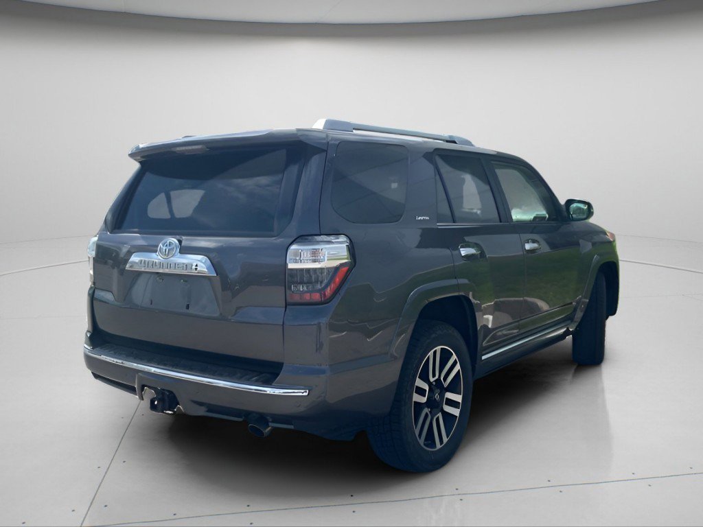 Used 2018 Toyota 4Runner Limited AWD/4WD image 5
