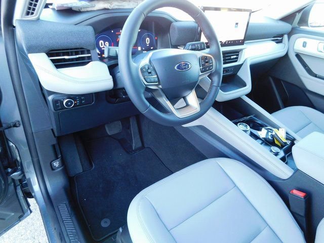 New 2026 Ford Explorer Active w/ Active Comfort Package image 14
