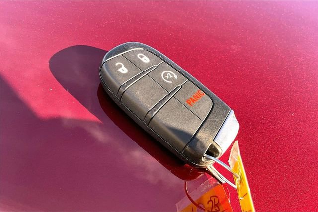 Used 2021 Dodge Durango SXT image 34