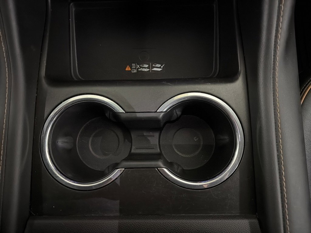 Used 2023 GMC Yukon AT4 w/ Technology Package image 23