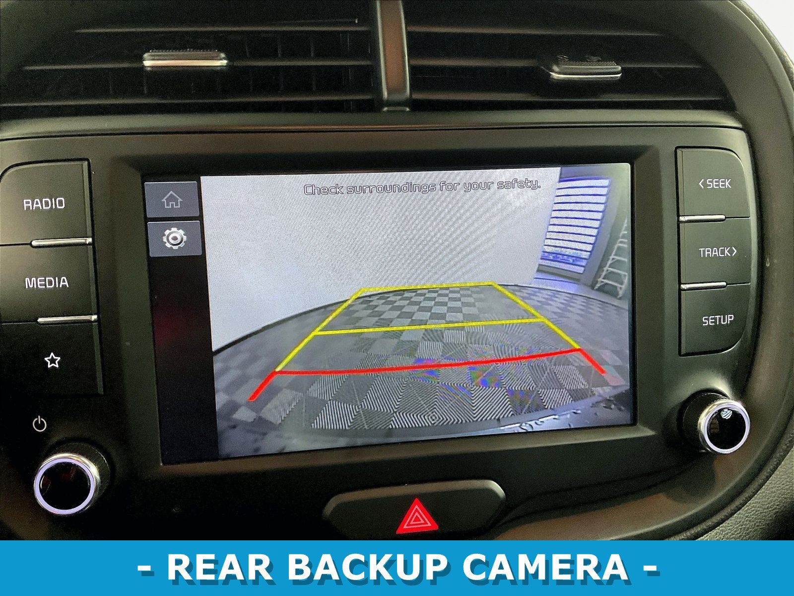 Used 2025 Kia Soul LX w/ LX Technology Package FWD image 13