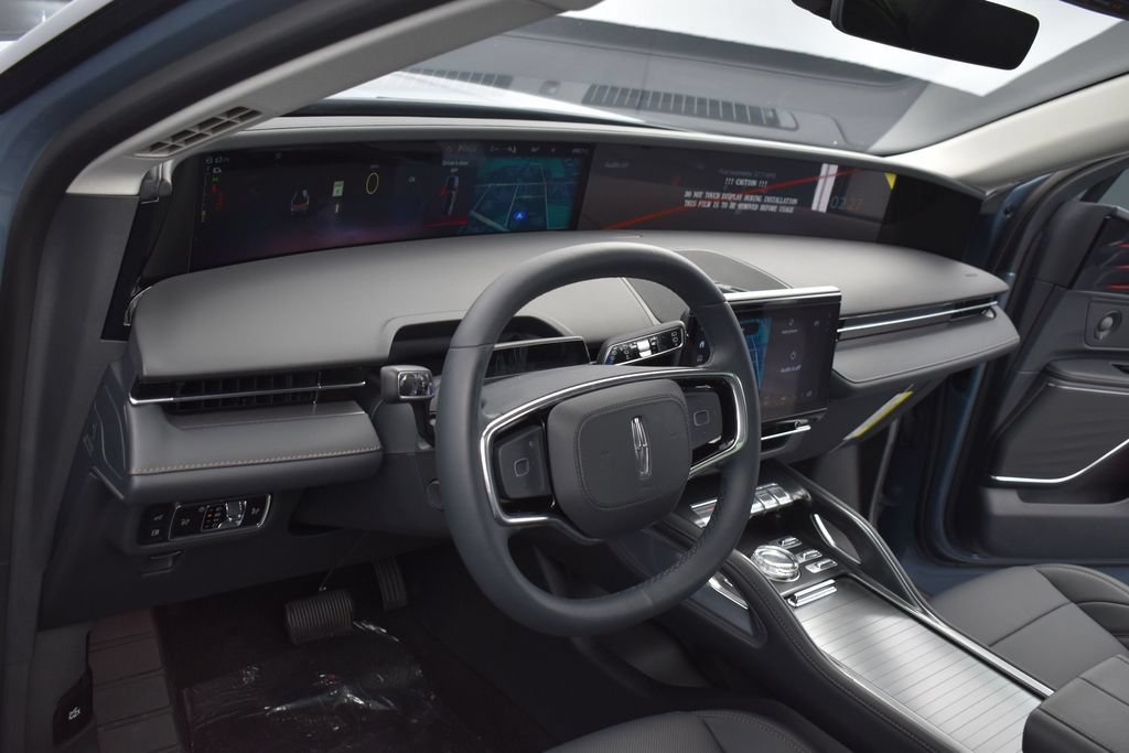 New 2026 Lincoln Nautilus Premier w/ Equipment Group 102A AWD/4WD image 18