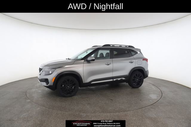 Used 2023 Kia Seltos Nightfall Edition AWD/4WD image 5