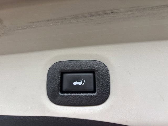 Used 2020 Nissan Rogue SV FWD image 34