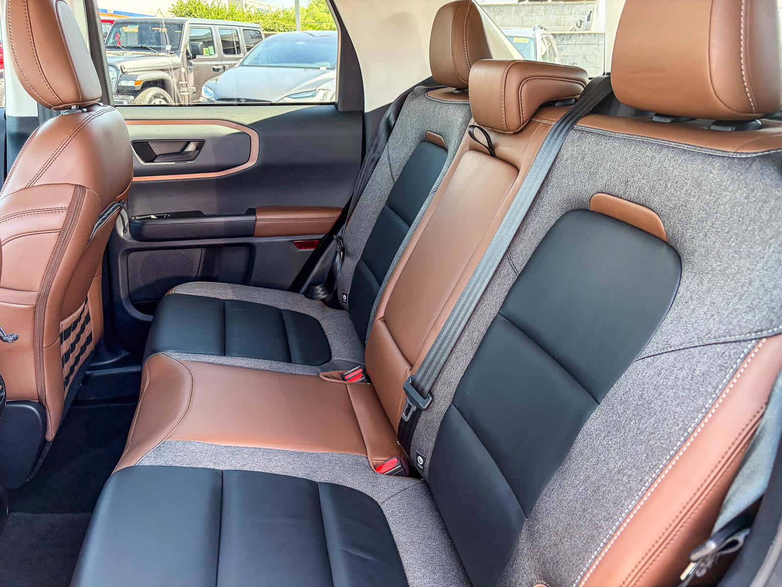 Used 2023 Ford Bronco Sport Outer Banks AWD/4WD image 17