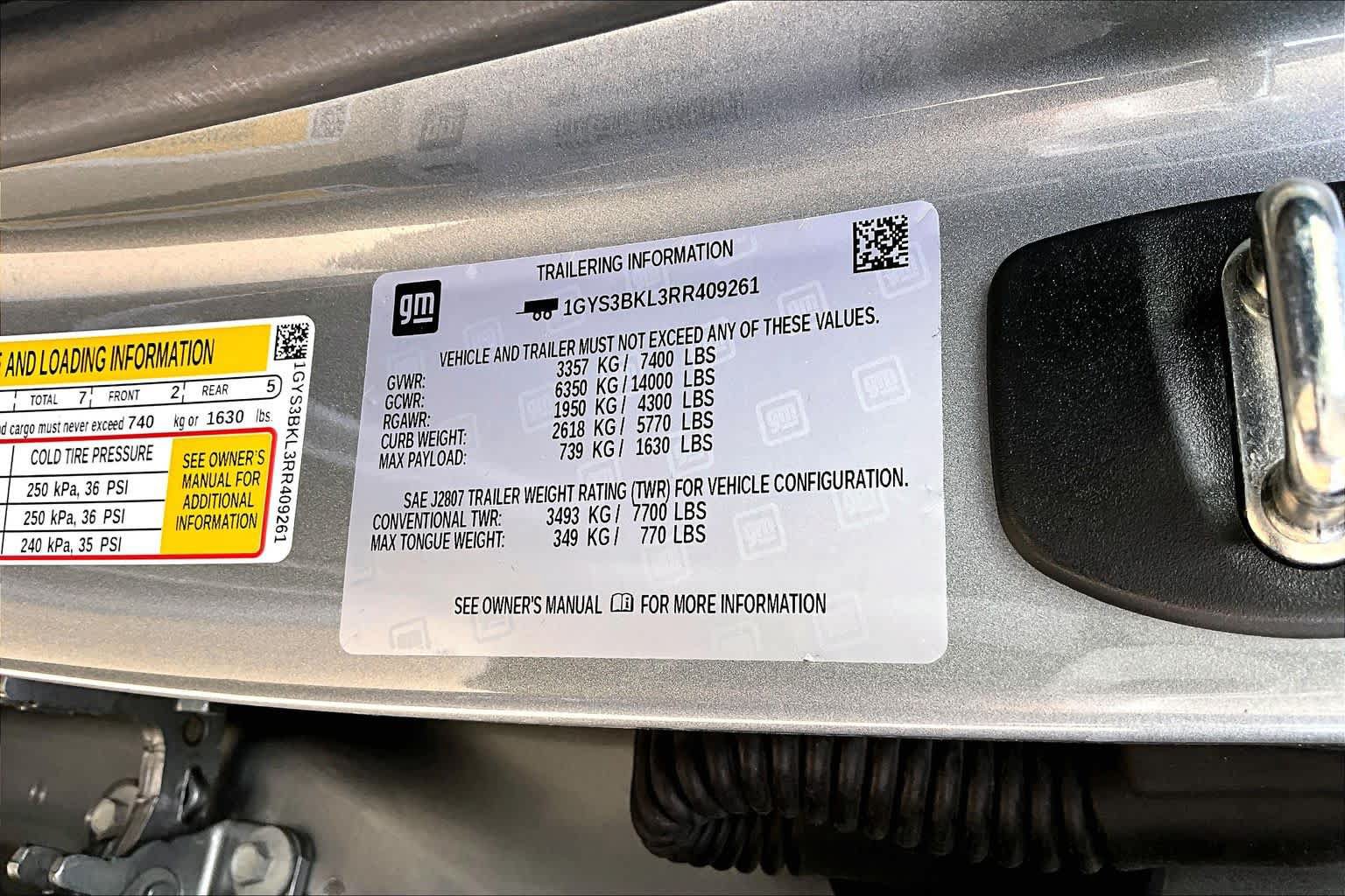 Used 2024 Cadillac Escalade Premium Luxury RWD image 35