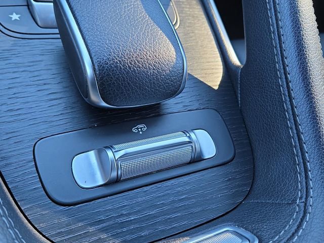 Used 2022 Mercedes-Benz GLS 450 4MATIC image 16