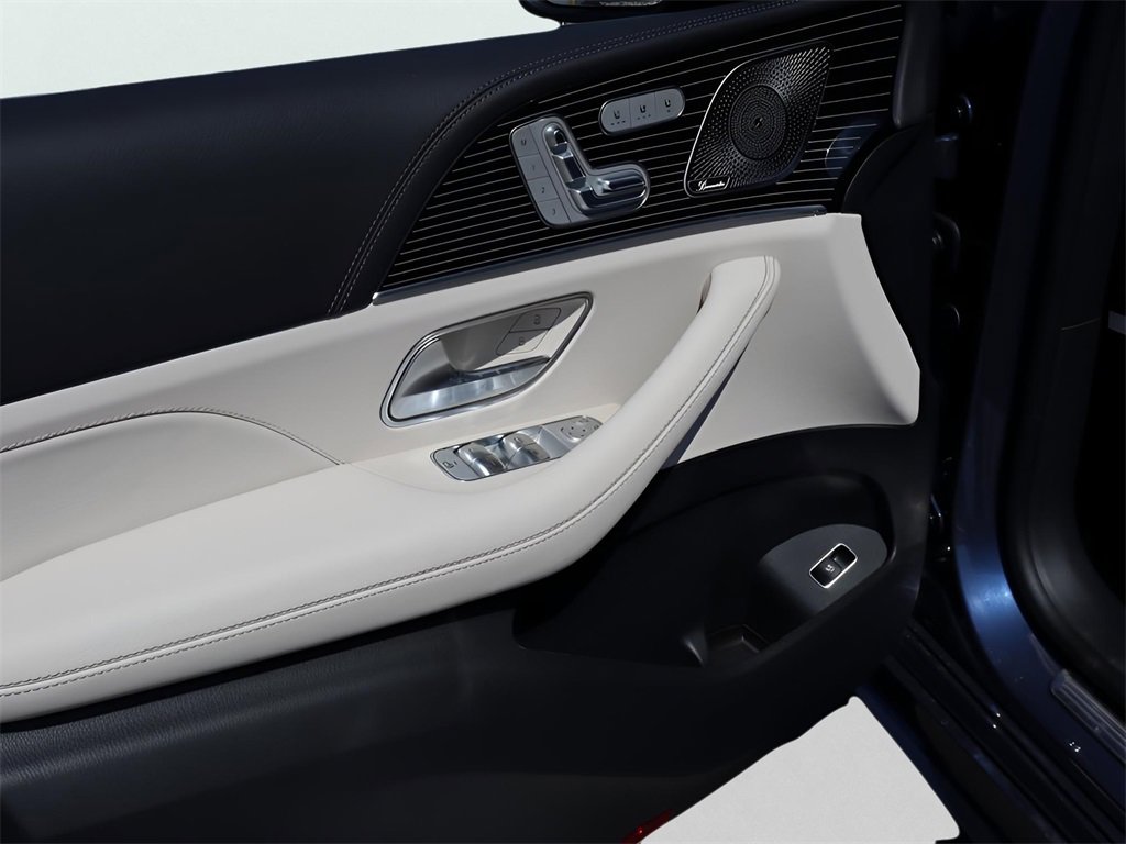 New 2026 Mercedes-Benz GLS 450 4MATIC image 27