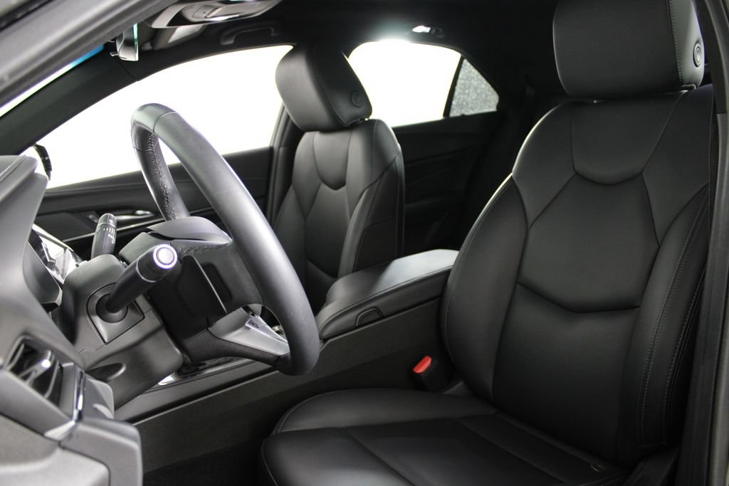 Used 2024 Cadillac CT4 Luxury RWD image 17