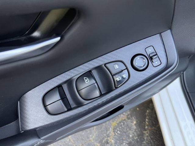 Used 2023 Nissan Sentra SV image 10