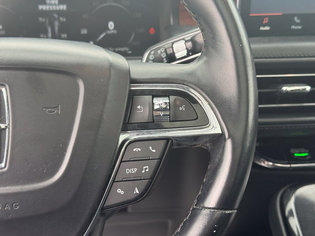Used 2023 Lincoln Nautilus Reserve AWD/4WD image 13