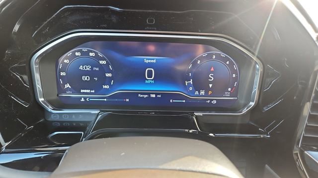 Used 2023 Chevrolet Silverado 1500 LTZ w/ LTZ Premium Package image 13