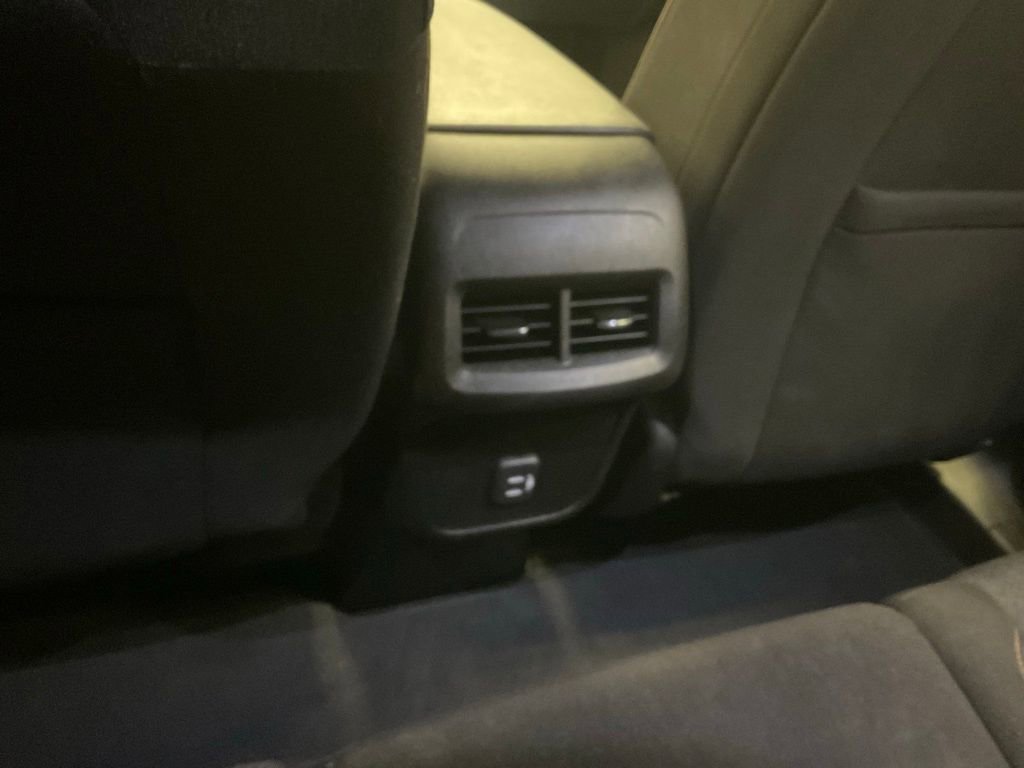 Used 2019 Chevrolet Equinox LT image 24