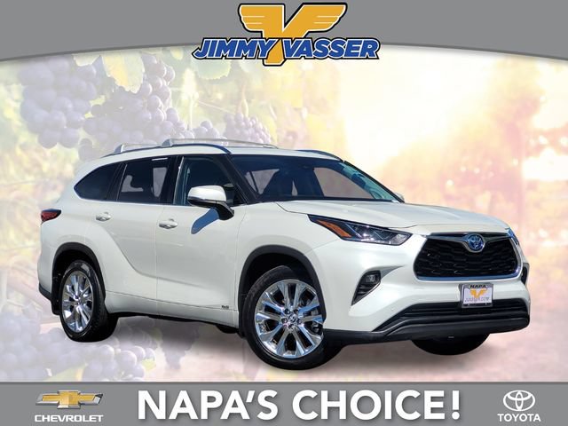 Used 2023 Toyota Highlander Limited AWD/4WD image 1