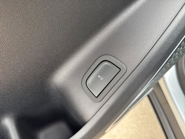 New 2025 Buick Enclave Preferred w/ Power Package image 13