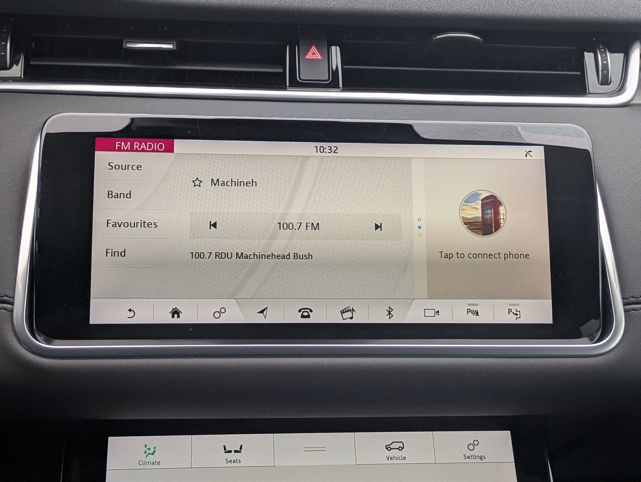 Used 2020 Land Rover Range Rover Evoque SE image 12