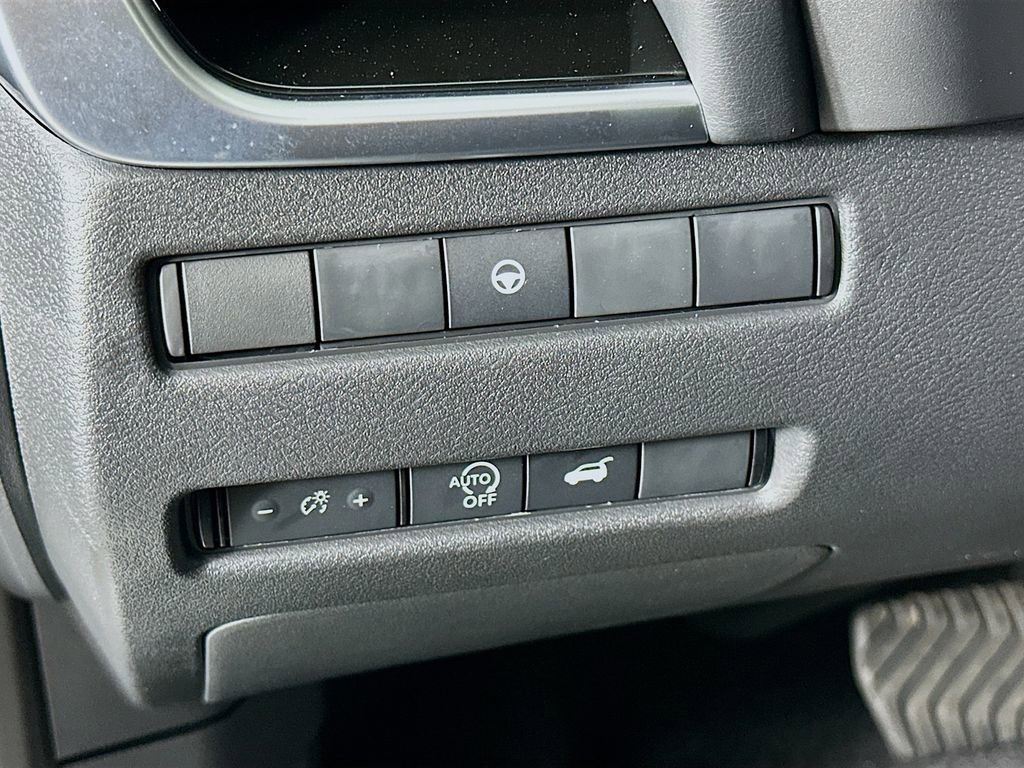 New 2026 Nissan Rogue SV image 15