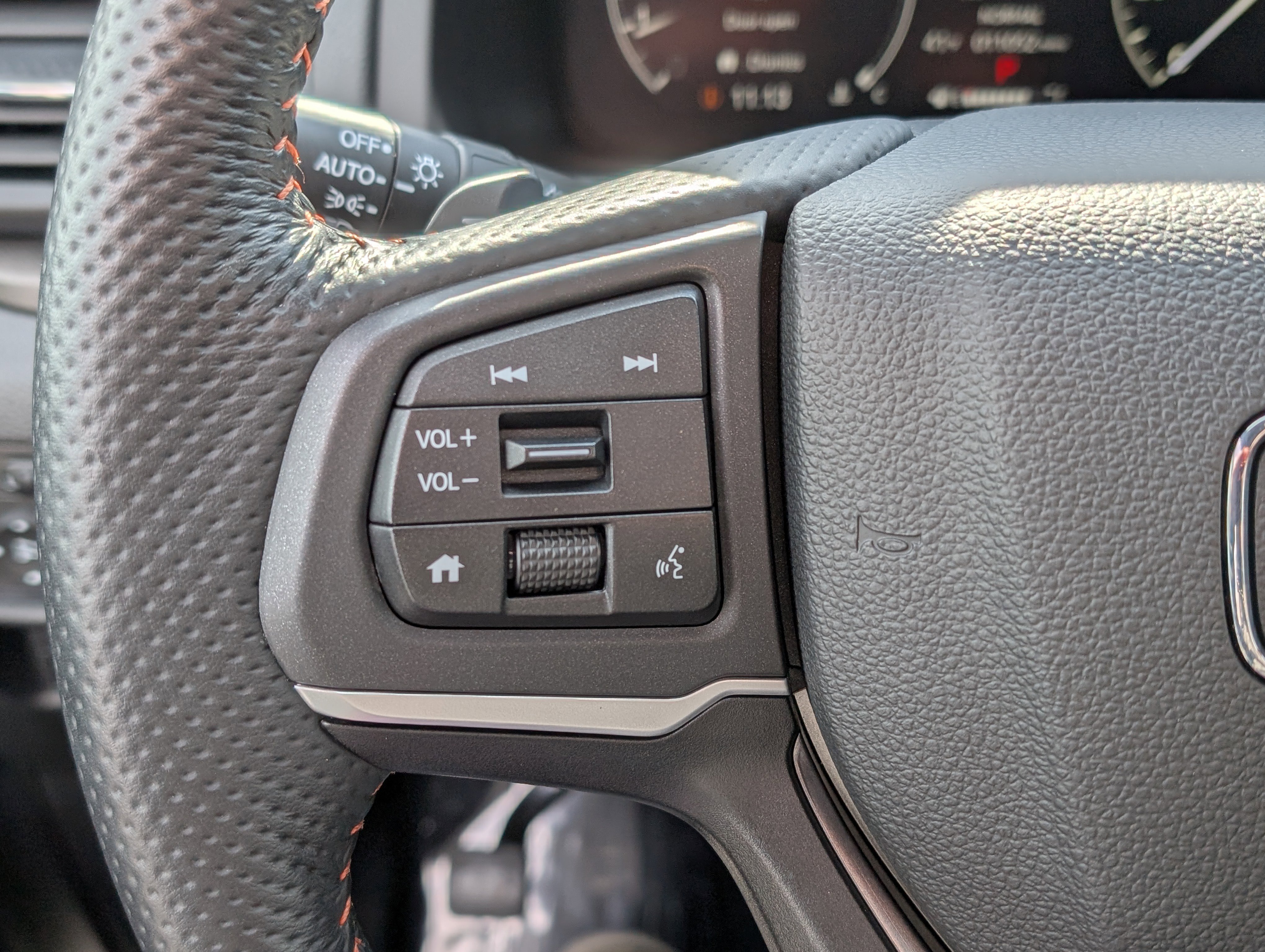 Used 2025 Honda Ridgeline TrailSport image 23