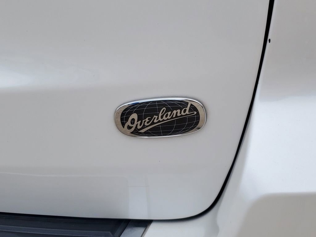 Used 2017 Jeep Grand Cherokee Overland AWD/4WD image 7