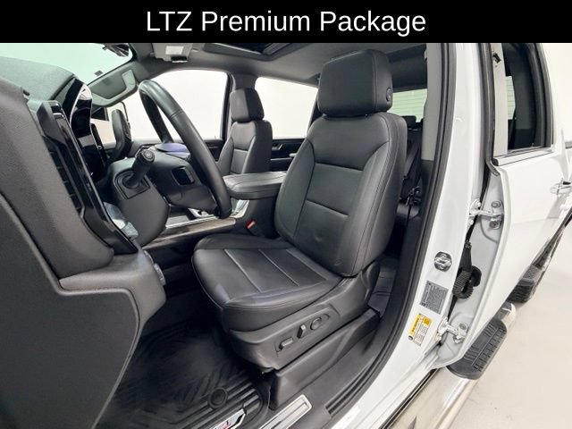 Certified 2025 Chevrolet Silverado 3500 LTZ w/ LTZ Premium Package AWD/4WD image 8