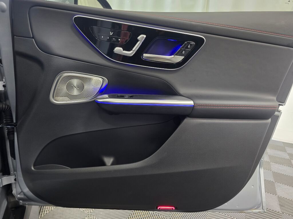 Used 2025 Mercedes-Benz GLC 43 AMG 4MATIC Coupe image 25