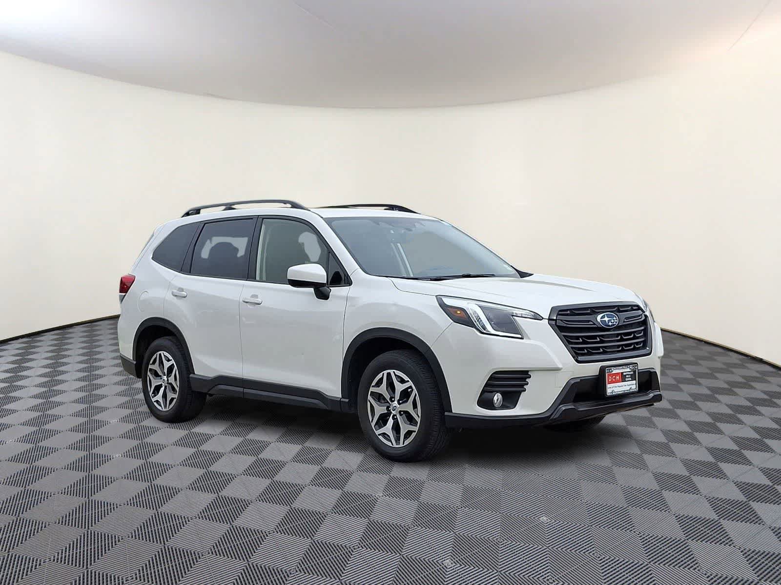 Used 2023 Subaru Forester Premium AWD/4WD image 4