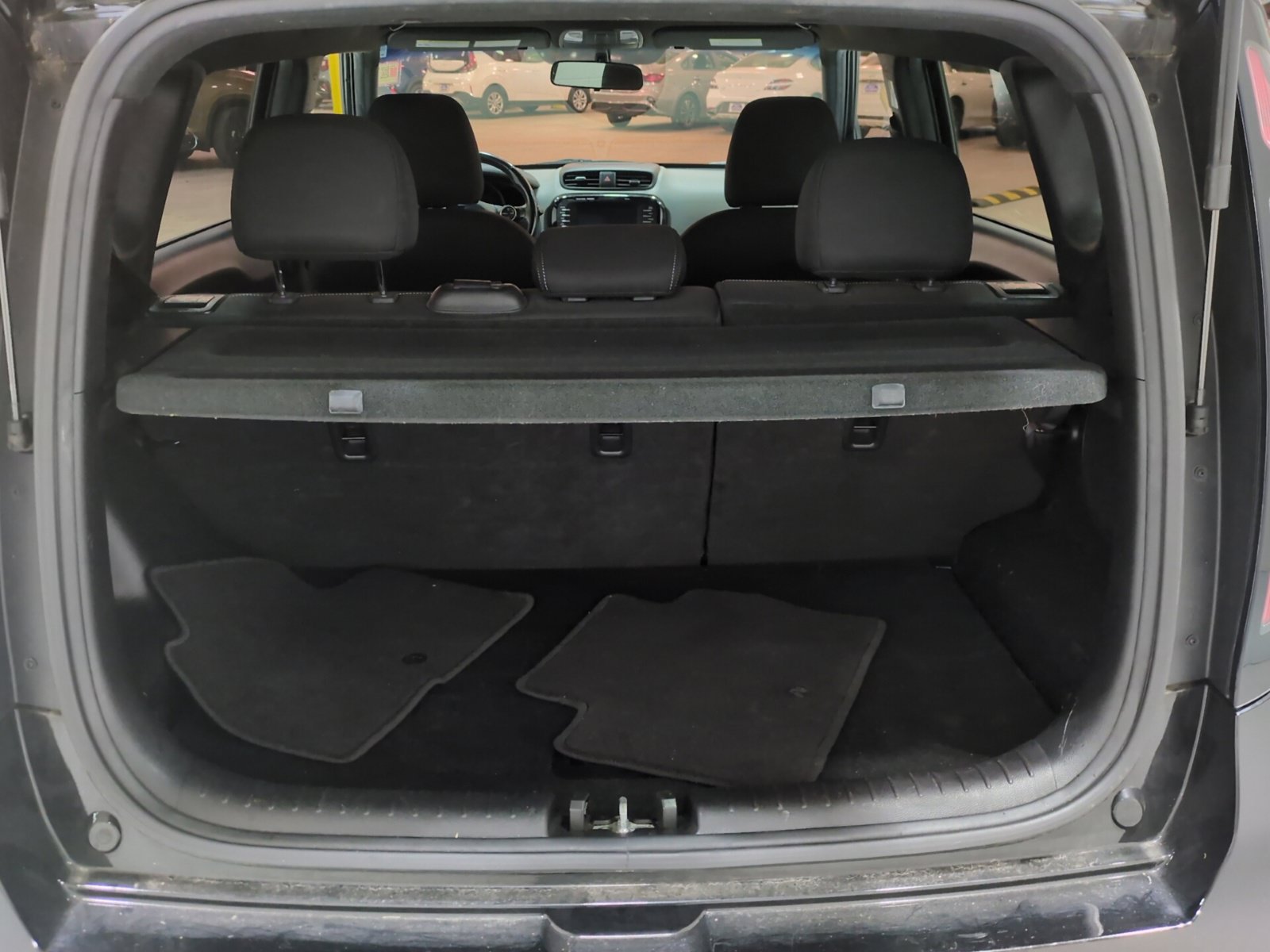 Used 2017 Kia Soul + w/ Audio Package FWD image 12