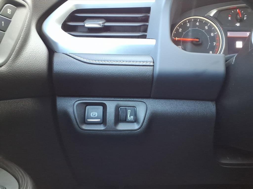 Certified 2023 GMC Acadia SLT w/ Preferred Package image 15