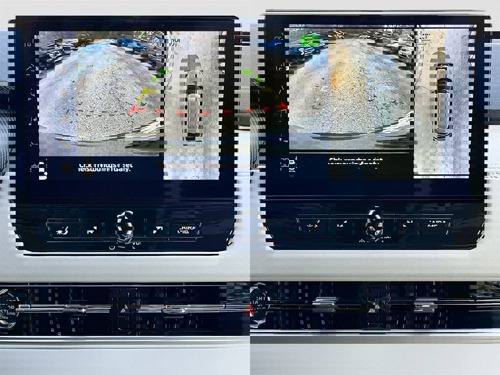 New 2025 Mitsubishi Outlander SE image 13