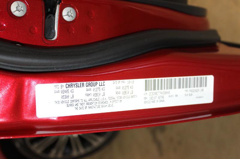 Used 2010 Chrysler 300 S image 10