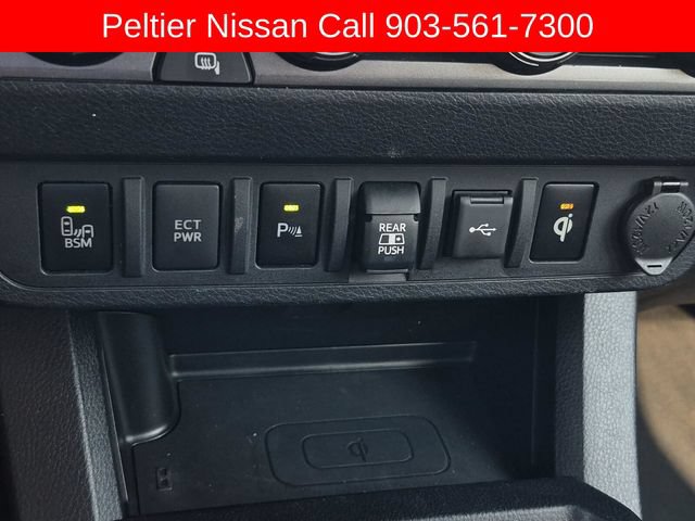 Used 2020 Toyota Tacoma TRD Off-Road w/ TRD Premium Off Road Package AWD/4WD image 42