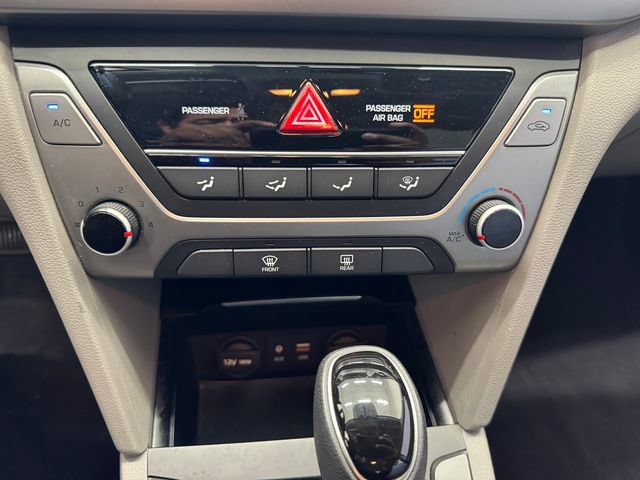 Used 2017 Hyundai Elantra SE FWD image 39