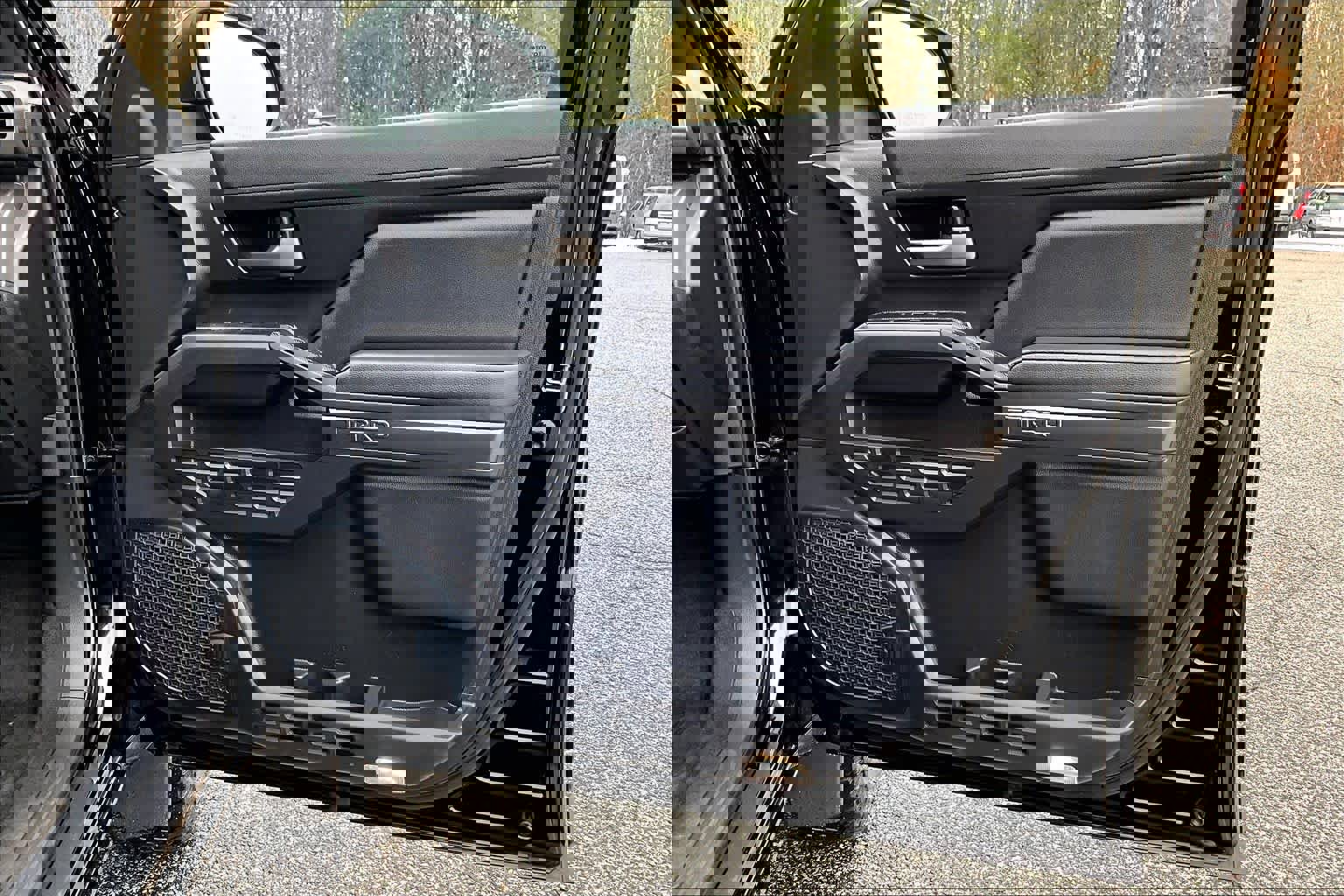 Used 2024 Toyota Tacoma TRD Off-Road w/ TRD Off Road Premium Package image 23