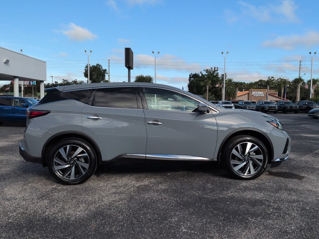 Certified 2024 Nissan Murano SL FWD image 3