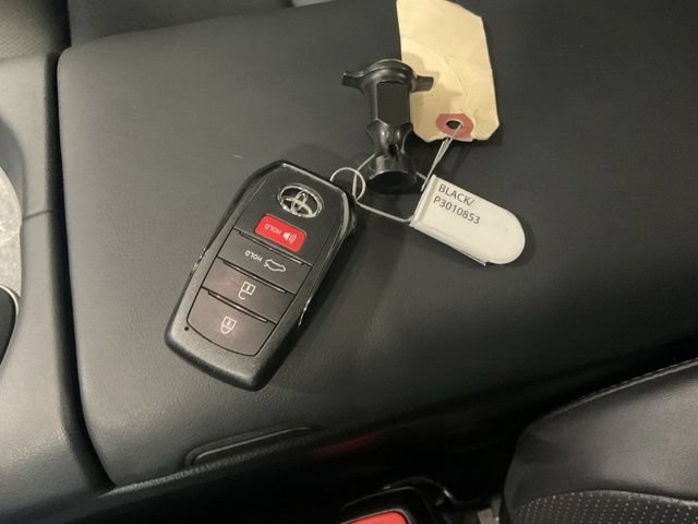 Used 2023 Toyota Crown AWD/4WD image 32