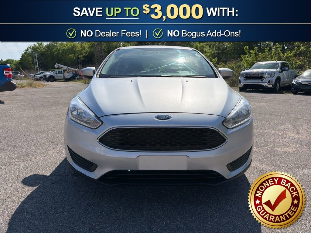 Used 2018 Ford Focus SE image 2