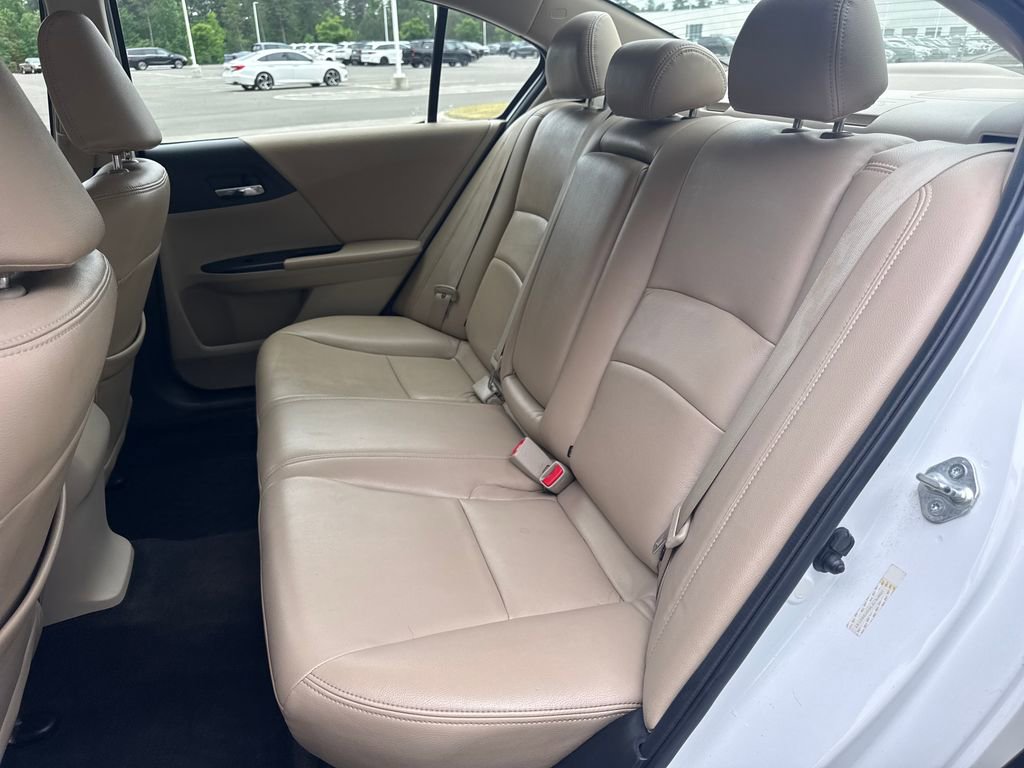 Used 2013 Honda Accord LX image 30