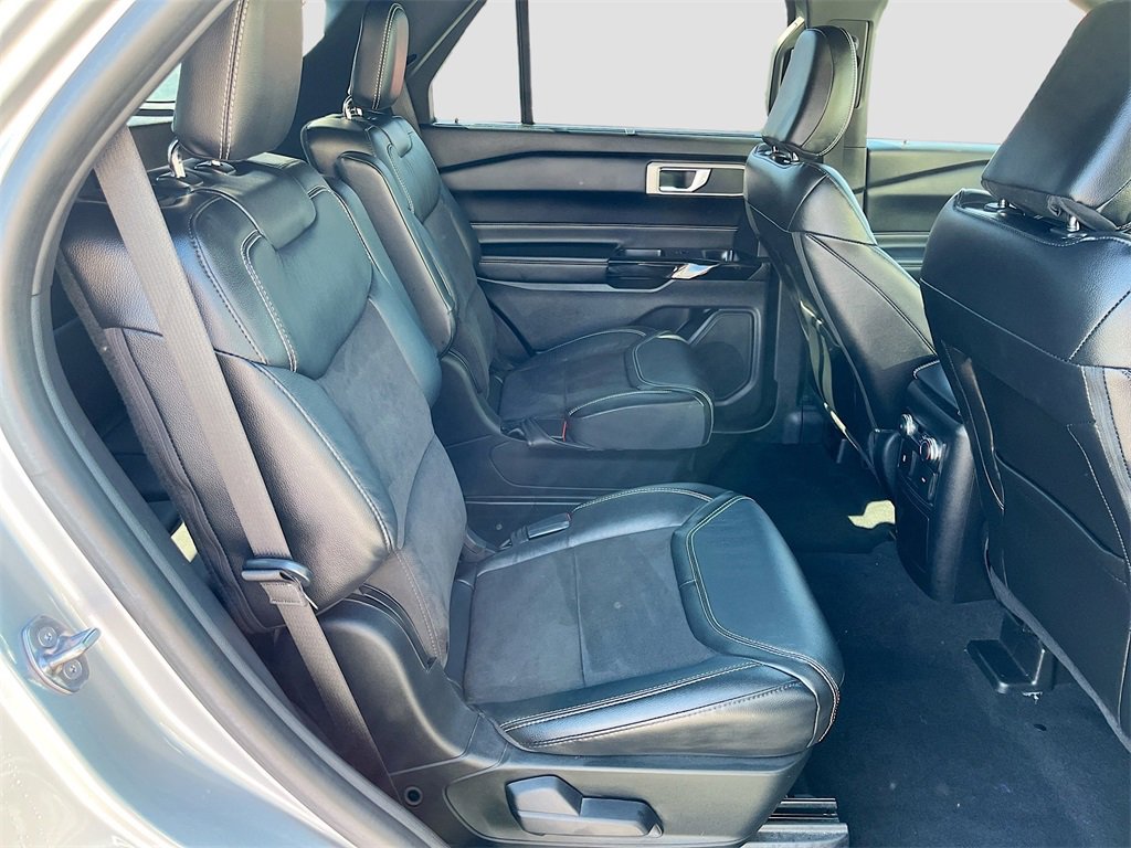 Used 2022 Ford Explorer ST image 27
