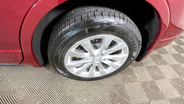 Used 2018 Buick Envision Essence w/ LPO, Hit The Road Package AWD/4WD image 16