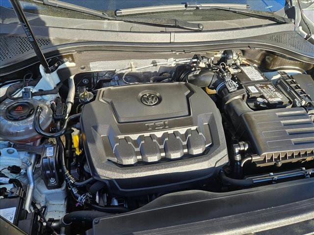 Certified 2024 Volkswagen Tiguan SEL R-Line image 22