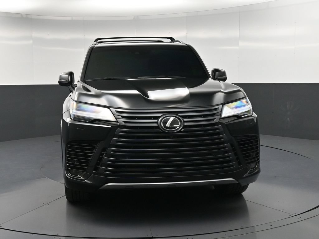 Used 2024 Lexus LX 600 4WD w/ Appearance Package image 11