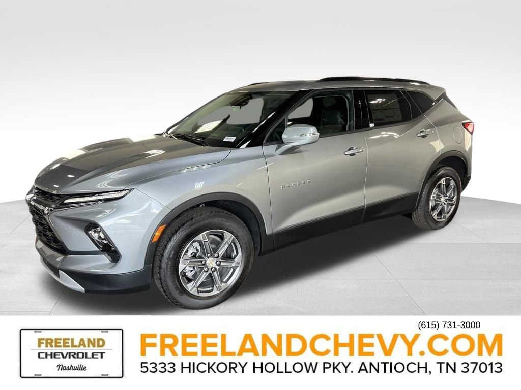 New 2025 Chevrolet Blazer LT image 3