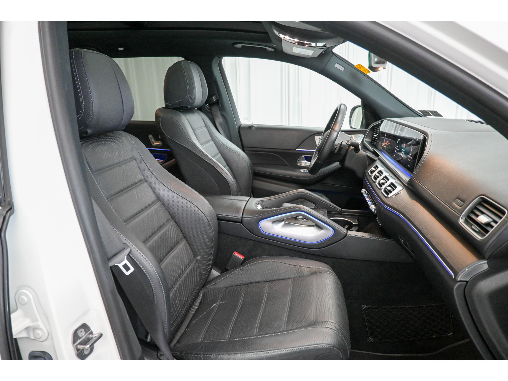 Used 2021 Mercedes-Benz GLS 580 4MATIC image 15
