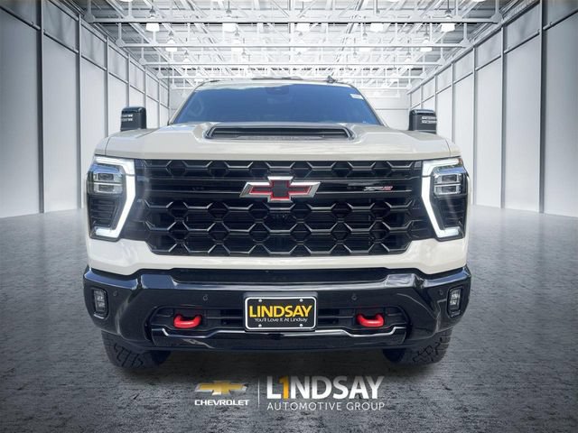 New 2026 Chevrolet Silverado 2500 ZR2 AWD/4WD image 3
